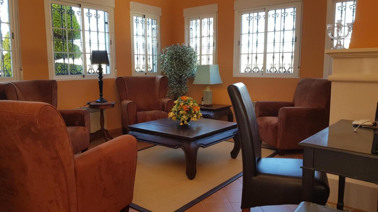 Villa Rosada - Luxurious 3-Bedroom Villa With Garden And Pool Cantoria Exterior photo